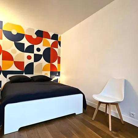Du Parc Des Grottes Apartment